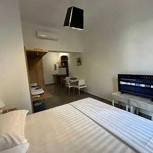 central-comfort-suites.albaniahotels.org/