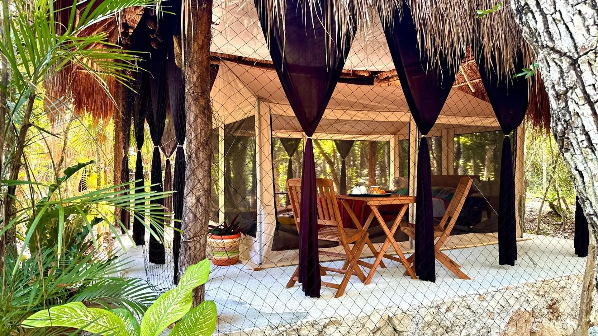 Glamping Bunga Lotus Hotel Tulum 0*,